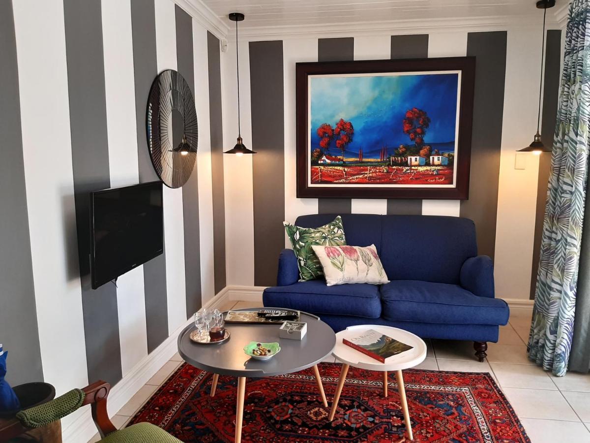 At 98 On Lynburn Guest House Pretoria-Noord Exteriér fotografie