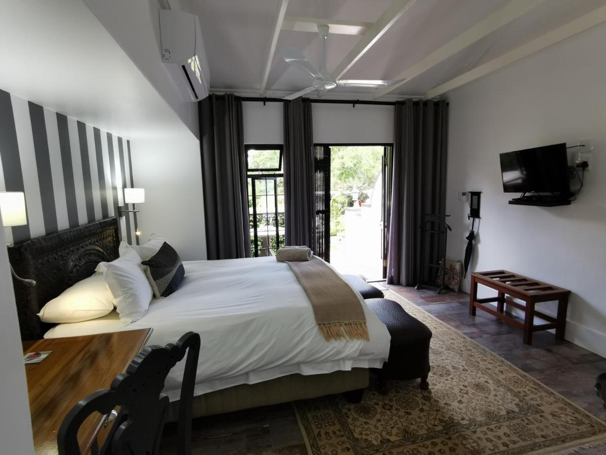 At 98 On Lynburn Guest House Pretoria-Noord Exteriér fotografie
